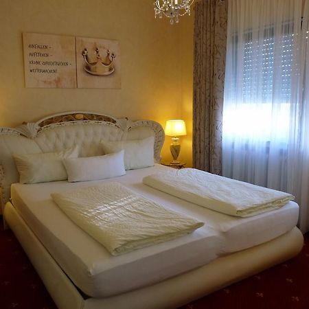 Hotel Geissler Stuttgart Room photo