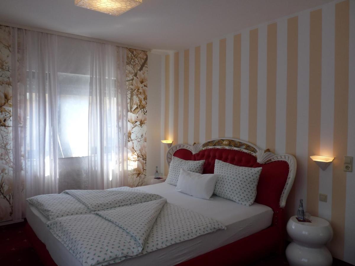 Hotel Geissler Stuttgart Room photo
